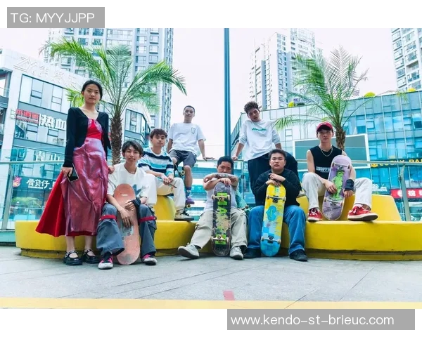 杭州滑板队的灵活性揭秘与滑板文化的深度融合探讨