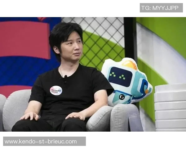 游泳传奇人物的成长轨迹与辉煌成就揭秘