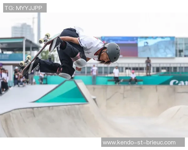 广州滑板队的耐力挑战与成长之路探索滑板运动的无限可能